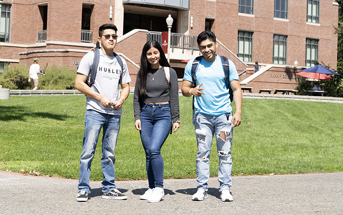 SRJC students on the Santa Rosa Campus, first day of fall semester 2022.